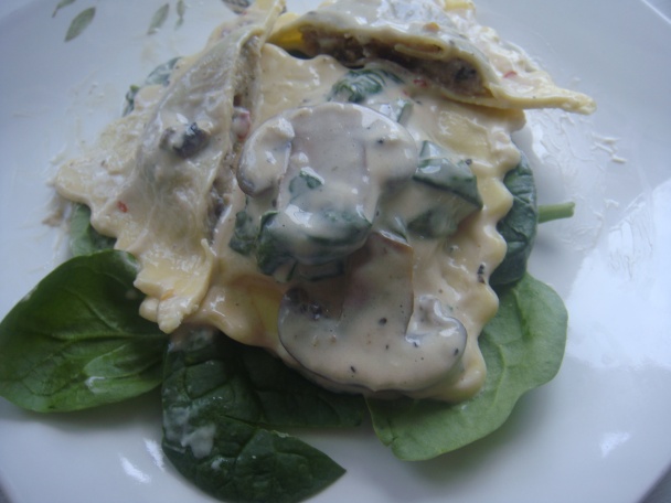 Ravioli, portobello a špenát v Alfredo omáčke (fotorecept) - obrázok 11