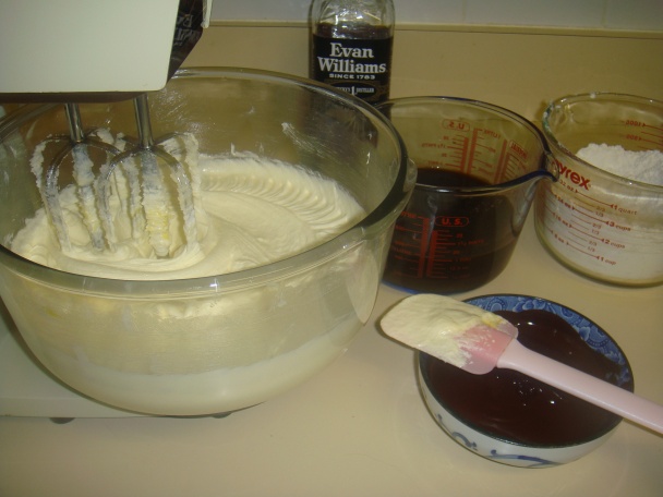 Opitá bábovka (Whiskey-soaked Chocolate Bundt cake) (fotorecept) - obrázok 4