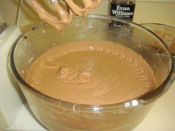 Opitá bábovka (Whiskey-soaked Chocolate Bundt cake) (fotorecept) - obrázok 5