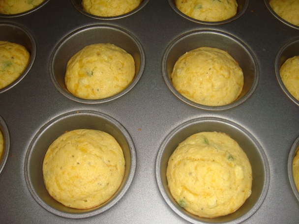 Muffiny s kukuricou a štipľavou paprikou - Corn and jalopeno muffins (fotorecept) - obrázok 6