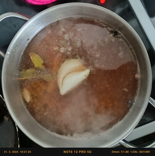 Rýchly šošovicový prívarok s vajíčkom namäkko (fotorecept) - obrázok 2