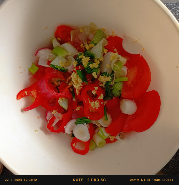 Šalát so zázvorom na podporu imunity (fotorecept) - obrázok 1