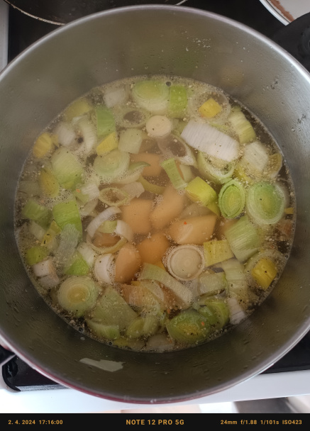 Rýchla pórová polievka  - obrázok 1