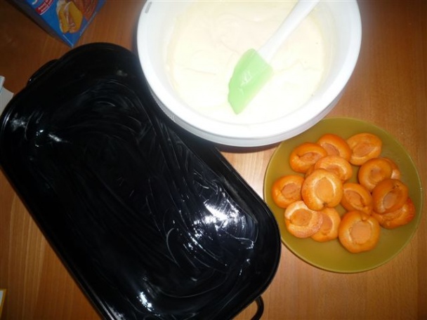 Tvarohový koláč s marhuľami - obrázok 2