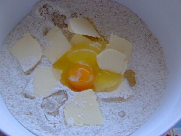 Jablkovo-orechový závin (trošku zdravšie) (fotorecept) - obrázok 1