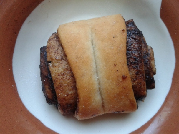 Kysnuté kakaovo-škoricové slimáky - hrnčekové - obrázok 5