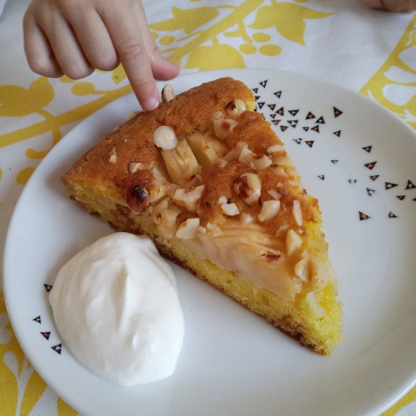 Jablkový koláč s medom a orieškami (fotorecept) - obrázok 4