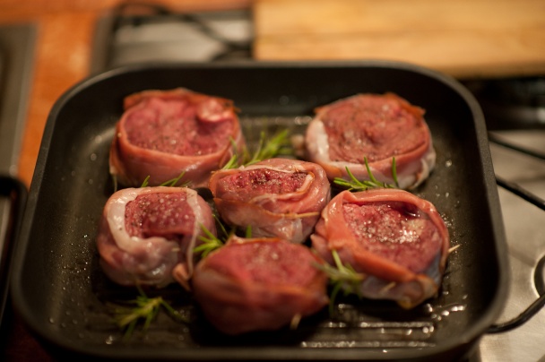 Tatársky biftek a steaky z hovädzej sviečkovice (fotorecept) - obrázok 3