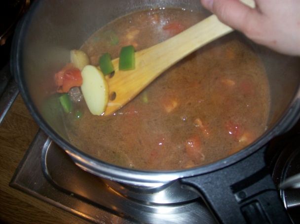 Gulášová polievka - obrázok 3