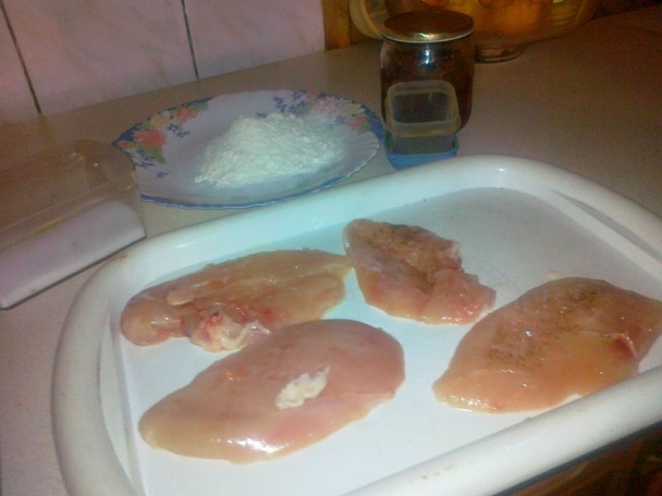 Prsíčka na cecuškách s oholenými uhorkami - obrázok 1