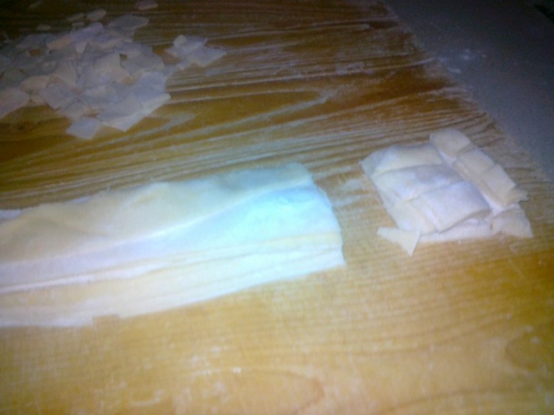 Zapekané šunkové fliačky s čubricou - obrázok 5