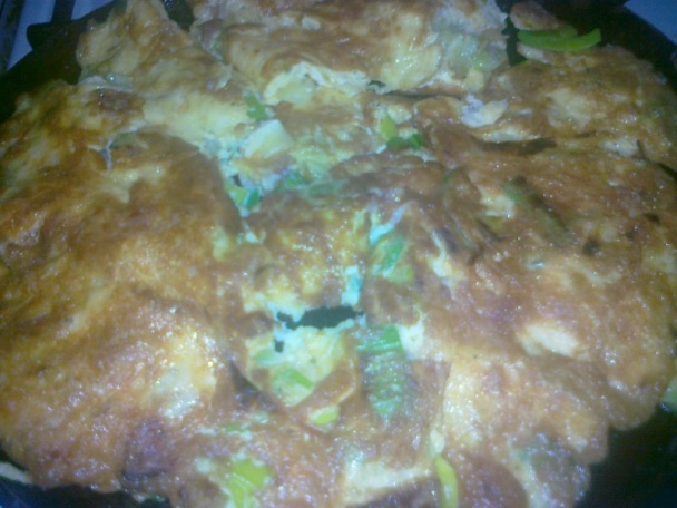 Pórová omeleta so zemiakmi /fotorecept/ - obrázok 3