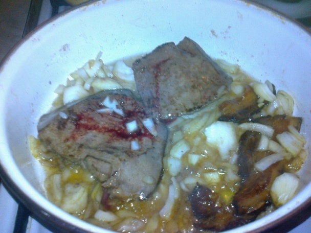 Domáca bravčová pečeň na slaninke - obrázok 4