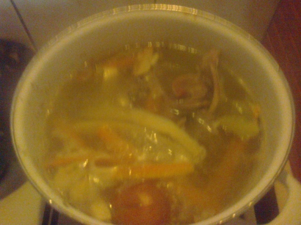 Králičia polievka s pečienkovými haluštičkami (fotorecept) - obrázok 1