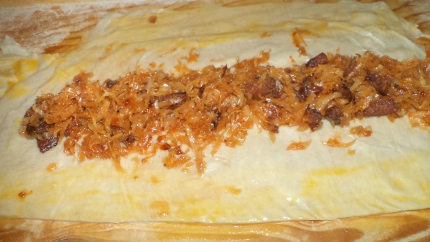 Kapustovo-klobásová štrúdľa /fotorecept/ - obrázok 6