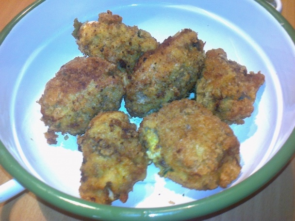 Vyprážaný plnený rezeň, plnený plnenými vajíčkami (fotorecept) - obrázok 10