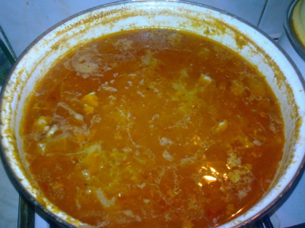 Perkelt v kapustnici s klobáskou a hríbami /fotorecept/ - obrázok 4