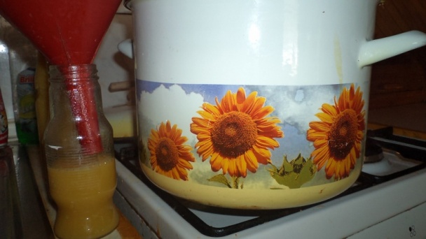 Žltý paradajkový pretlak na zimu (fotorecept) - obrázok 6