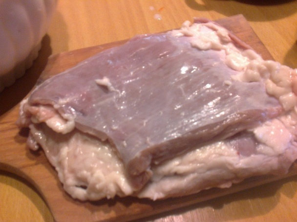 Pečená plnená podbrušinka pečienkami a mrkvou /fotorecept/ - obrázok 1