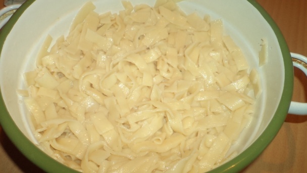 Babičkin obed z bielej fazule, rezancov a opečeného chlebíka (fotorecept) - obrázok 5