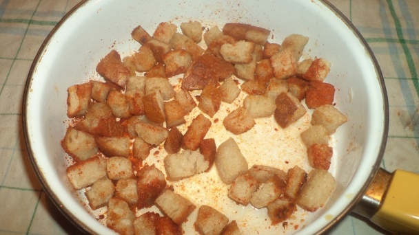 Babičkin obed z bielej fazule, rezancov a opečeného chlebíka (fotorecept) - obrázok 6