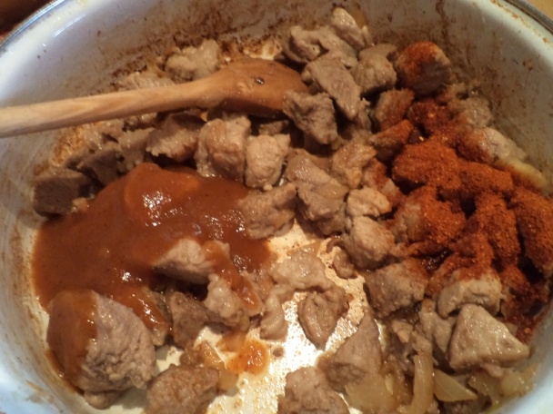 Perkelt v paradajkovej kapuste (fotorecept) - obrázok 5
