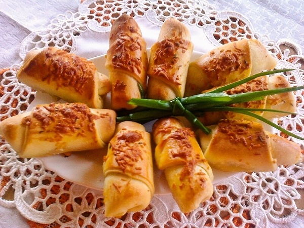 Chutné slané syrové rožky s jarnou cibuľkou (fotorecept) - obrázok 15