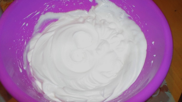 Ríbezľovo-tvarohový zákusok so šľahačkou (fotorecept) - obrázok 3