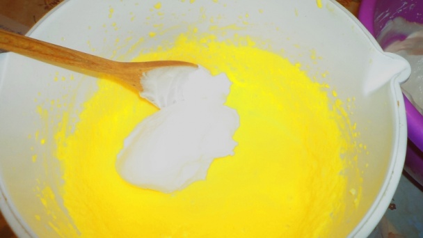 Ríbezľovo-tvarohový zákusok so šľahačkou (fotorecept) - obrázok 5