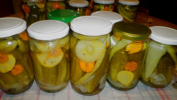 Zavárané sladkokyslé uhorky s anízom (fotorecept) - obrázok 5