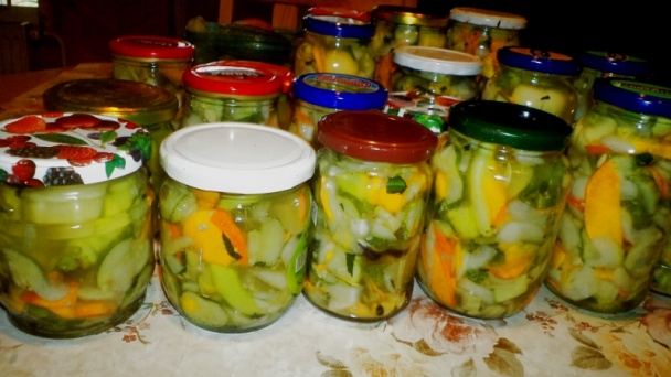 Letná čalamáda v skladkokyslom náleve (fotorecept) - obrázok 5