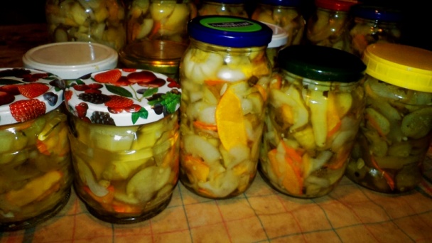 Letná čalamáda v skladkokyslom náleve (fotorecept) - obrázok 6