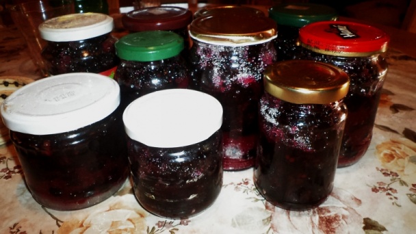 Zavárané černice s cukrom a Amarettom (fotorecept) - obrázok 3