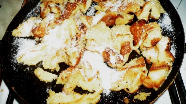 Cisársky trhanec s flambovaným ovocím (fotorecept) - obrázok 7