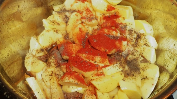 Zemiakový paprikáš po sedliacky (fotorecept) - obrázok 11