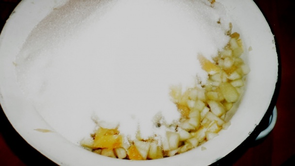 Hruškovo-pomarančový džem s hrozienkami a orechami (fotorecept) - obrázok 4