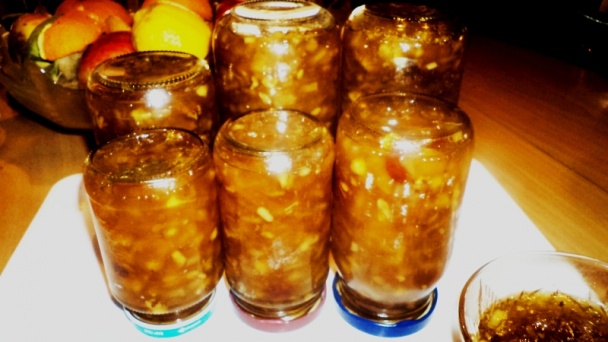 Hruškovo-pomarančový džem s hrozienkami a orechami (fotorecept) - obrázok 9