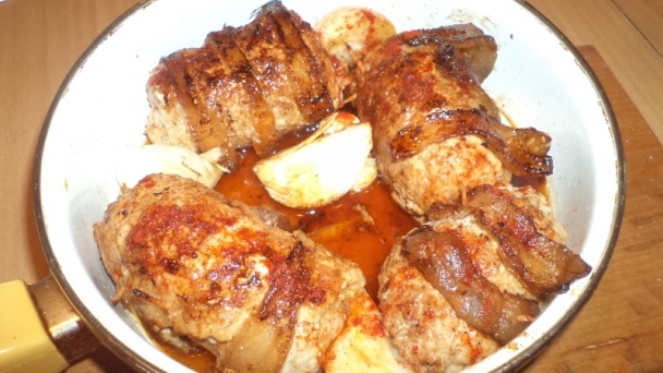 Bravčové rolky plnené domácou neúdenou klobásou (fotorecept) - obrázok 7