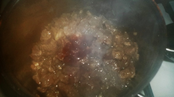 Hovädzie ragú na pive s bravčovou pečienkou (fotorecept) - obrázok 6