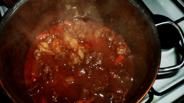 Hovädzie ragú na pive s bravčovou pečienkou (fotorecept) - obrázok 11