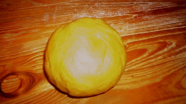 Domáce pomarančové cestoviny s plnenými morčacími prsiami a flambovaným ovocím (fotorecept) - obrázok 5