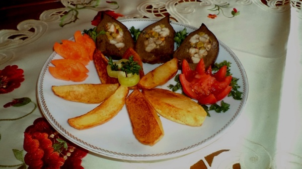 Plnená domáca bravčová pečeň morčacími kockami so zeleninou (fotorecept) - obrázok 5