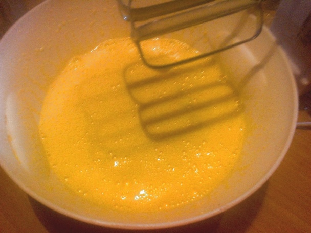 Černicové krémové rezy so šľahačkou (fotorecept) - obrázok 1