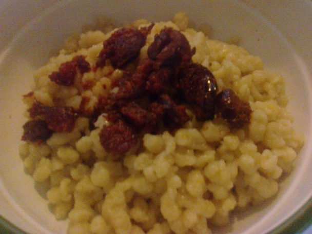 Detvianske salašnícke bryndzové halušky s klobáskou (fotorecept) - obrázok 5