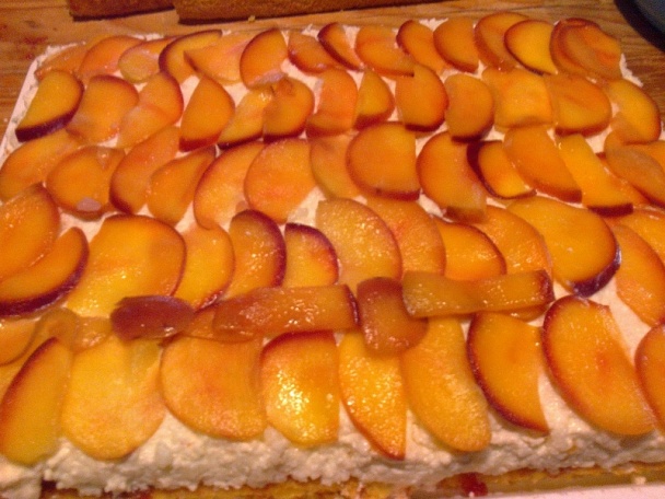 Broskyňové rezy so šľahačkou (fotorecept) - obrázok 11