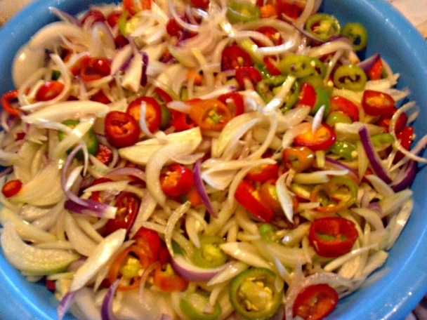 Ostrá čalamáda z baraních rohov a cibule v sladkokyslom náleve (fotorecept) - obrázok 4