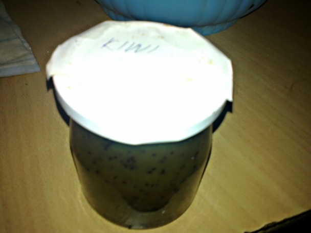 Kivi rezy s tvarohovou plnkou a kivi džemom (fotorecept) - obrázok 5