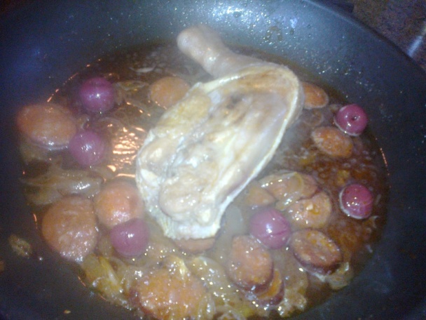 Kuracie stehno na višniach a červenom víne (fotorecept) - obrázok 2