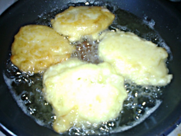 Zapečené syrovo-vajcové zemiaky so semienkami a šalátom (fotorecept) - obrázok 5