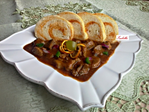 Perkelt z vykosteného morčacieho stehna s červeným vínom (fotorecept) - obrázok 12